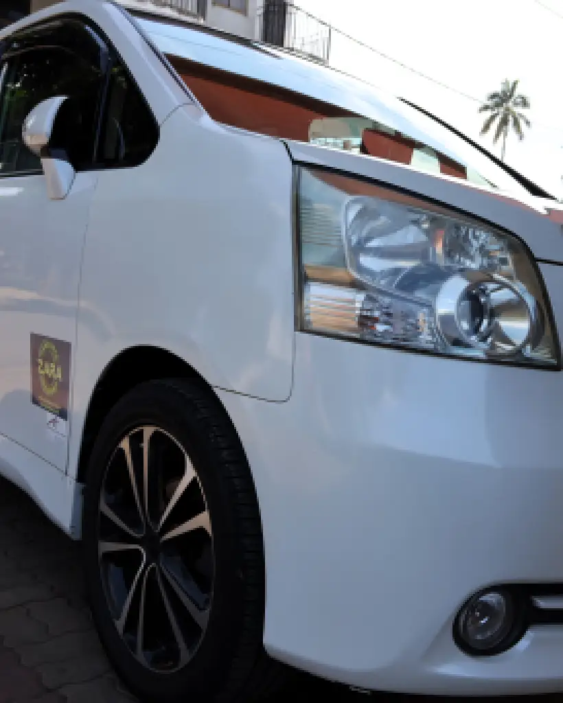 About 11 Airport Pickup